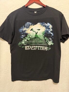 🔥 Led Zeppelin Black Graphic Tee with Green Stairway Print